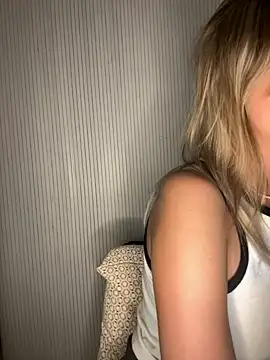 Milla  one online show from 09-19-25, 07:14