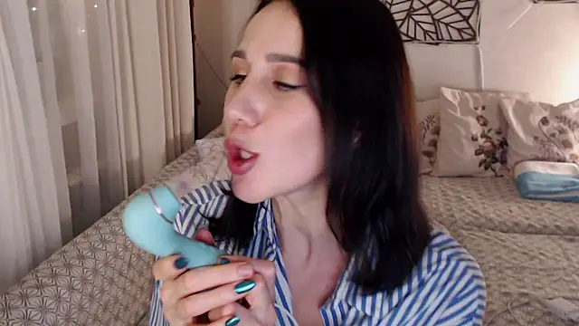 Snapshot of pepper_milf chatting on 12-14-24, 07:03 pepper milf online show from 12-14-24, 07:03