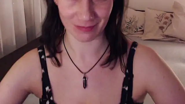 Snapshot of pepper_milf chatting on 02-15-25, 06:01 pepper milf online show from 02-15-25, 06:01