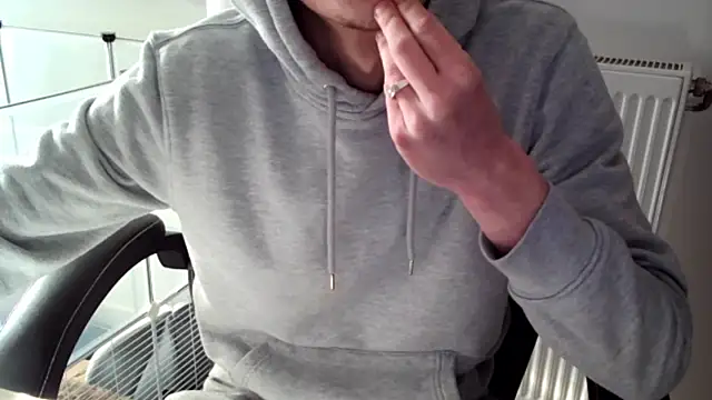 ElViko11 online show from 02-14-25, 02:44