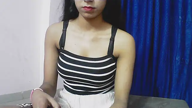 Snapshot of Cute_Sanna chatting on 02-13-25, 11:58 Cute Sanna online show from 02-13-25, 11:58