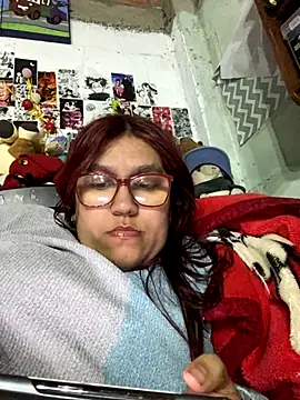 dafne19  online show from 09-19-25, 04:47