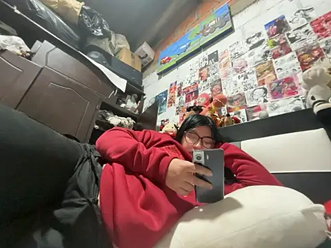 dafne19  online show from 03-05-26, 03:35