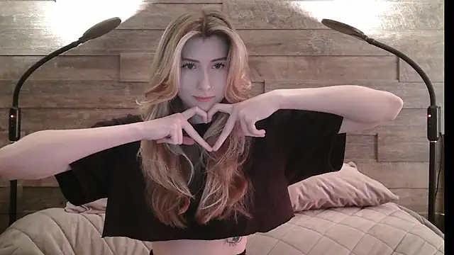 ErikaShyy online show from 03-07-25, 07:19