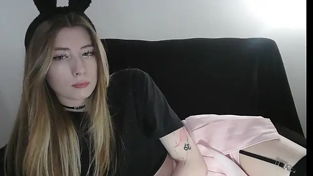 ErikaShyy online show from 06-03-26, 11:13