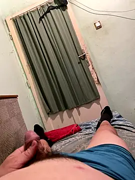 Snapshot of VerylittleDICK11 chatting on 09-14-25, 08:35 VerylittleDICK11 online show from 09-14-25, 08:35