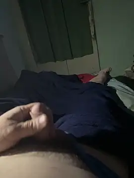 Snapshot of VerylittleDICK11 chatting on 10-02-25, 08:05 VerylittleDICK11 online show from 10-02-25, 08:05