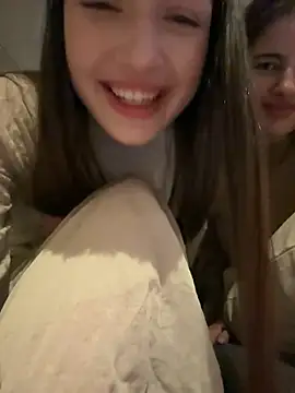 Sophie Avory online show from 12-24-24, 03:47