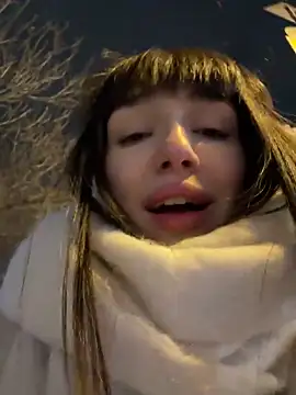 Sophie Avory online show from 02-17-25, 08:58