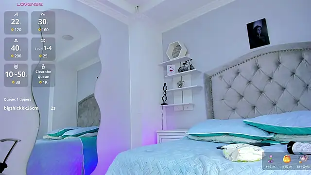 LiaFlowers online show from 12-11-24, 03:02