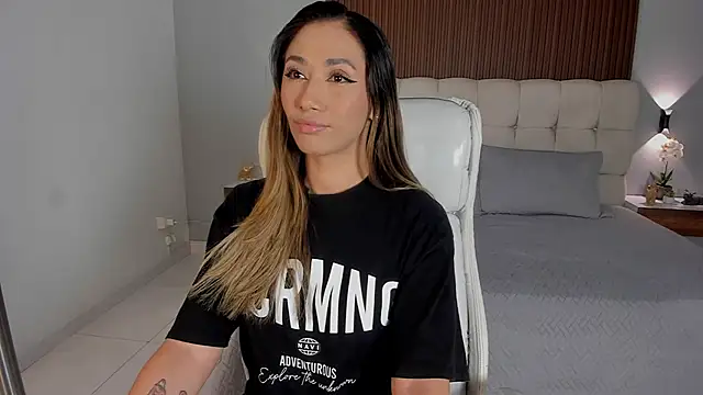 Emma23   online show from 02-19-26, 06:31