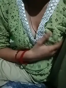 Snapshot of Cute-Harshita chatting on 08-03-26, 05:38 Cute-Harshita online show from 08-03-26, 05:38