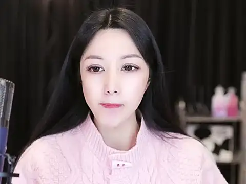 Nuyoah-77 online show from 01-17-25, 04:04