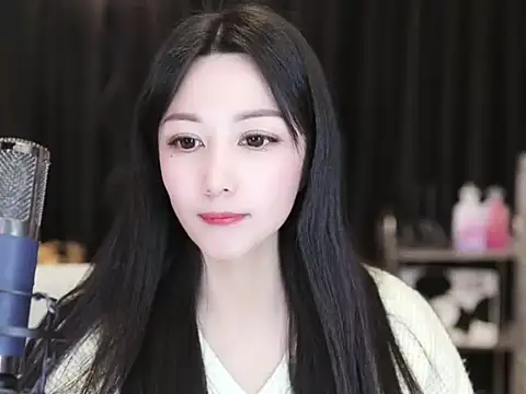 Nuyoah-77 online show from 01-18-25, 06:53