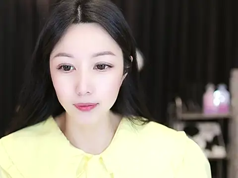 Nuyoah-77 online show from 02-19-25, 02:12