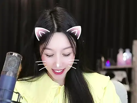 Nuyoah-77 online show from 02-26-25, 07:05