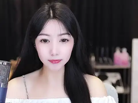 Nuyoah-77 online show from 09-22-25, 04:20