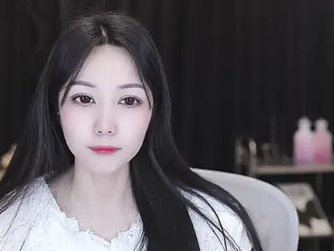 Nuyoah-77 online show from 02-06-26, 01:14