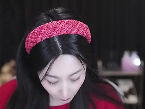 Nuyoah-77 online show from 02-17-26, 03:08