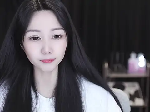 Nuyoah-77 online show from 03-06-26, 06:32