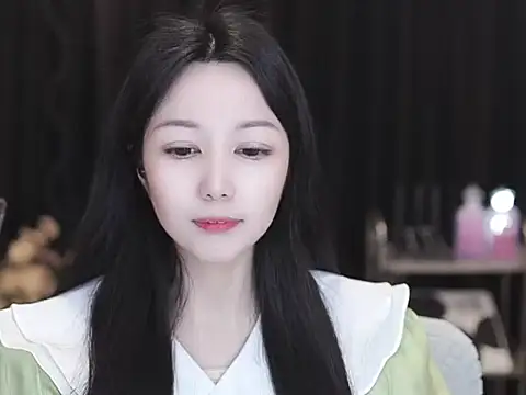 Nuyoah-77 online show from 03-14-26, 09:37