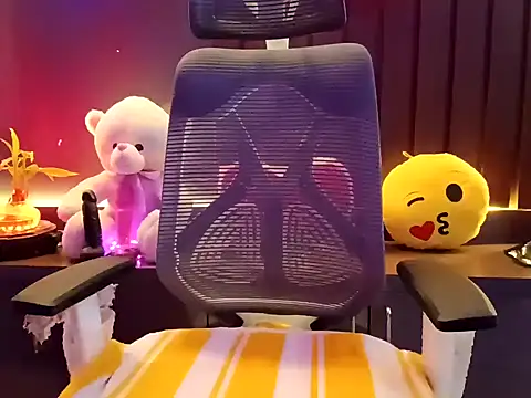 Snapshot of GoldnessAishu chatting on 01-29-25, 05:24 GoldnessAishu online show from 01-29-25, 05:24