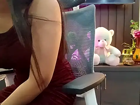 Snapshot of GoldnessAishu chatting on 03-20-25, 05:15 GoldnessAishu online show from 03-20-25, 05:15