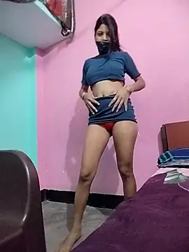 Hotty-Divya online show from 10-21-25, 06:47