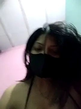 Hotty-Divya online show from 04-29-26, 03:05