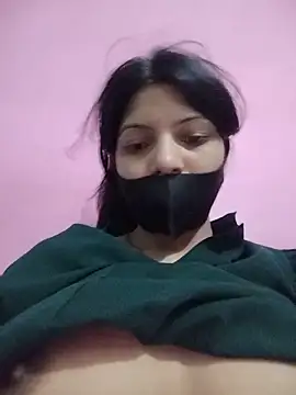 Hotty-Divya online show from 05-18-26, 03:02