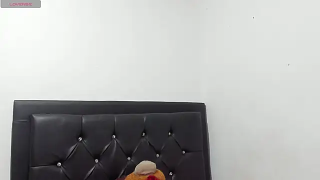 Natassha brown1 online show from 12-02-25, 12:38