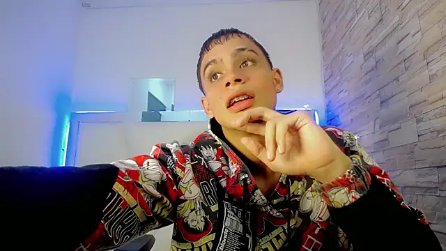 zacariasss  online show from 12-03-24, 11:57