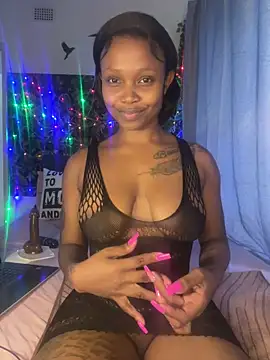 Snapshot of InkLady444 chatting on 01-16-25, 04:28 InkLady444 online show from 01-16-25, 04:28