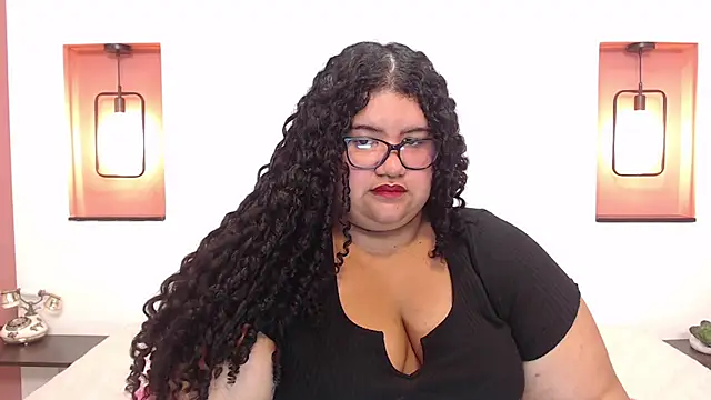 Miley Collins online show from 02-26-25, 01:21