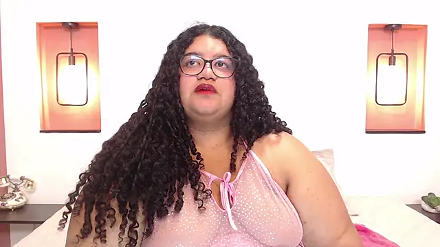 Miley Collins online show from 02-26-25, 05:20