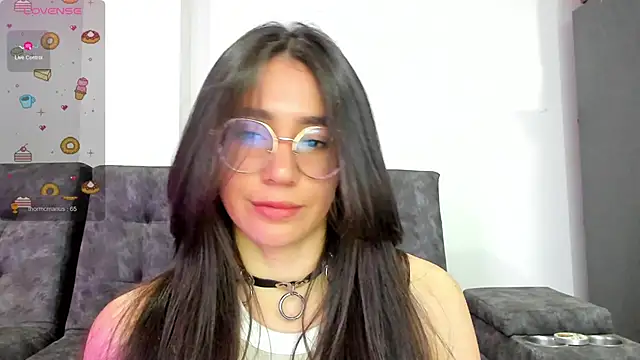 emmadiaz1 online show from 01-12-25, 12:49