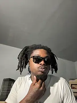 SluttyLyfe4L online show from 05-18-26, 09:31