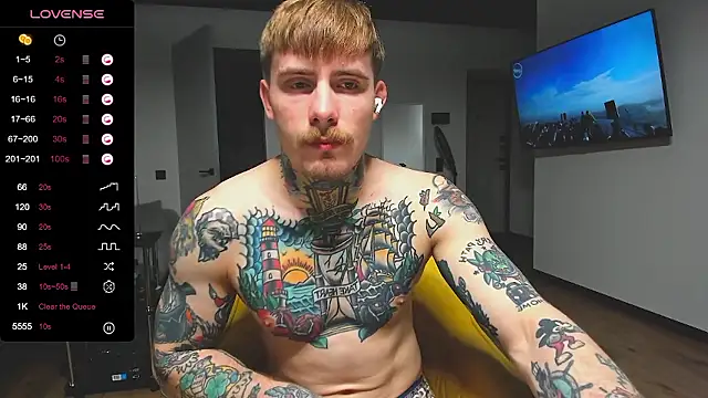 Snapshot of white_King9999 chatting on 12-03-24, 04:03 white King9999 online show from 12-03-24, 04:03