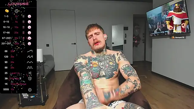 Snapshot of white_King9999 chatting on 12-17-24, 04:45 white King9999 online show from 12-17-24, 04:45