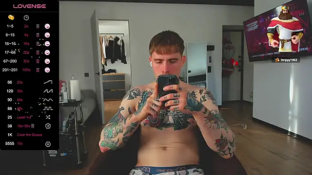 Snapshot of white_King9999 chatting on 12-17-24, 07:50 white King9999 online show from 12-17-24, 07:50