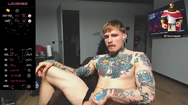 Snapshot of white_King9999 chatting on 12-22-24, 03:33 white King9999 online show from 12-22-24, 03:33