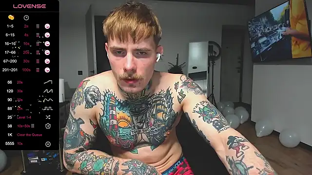 Snapshot of white_King9999 chatting on 12-29-24, 01:28 white King9999 online show from 12-29-24, 01:28