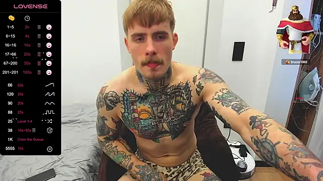 Snapshot of white_King9999 chatting on 01-01-25, 01:27 white King9999 online show from 01-01-25, 01:27