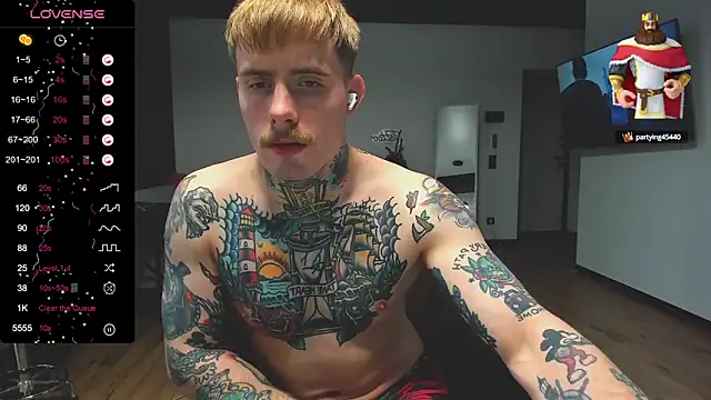 Snapshot of white_King9999 chatting on 01-15-25, 07:15 white King9999 online show from 01-15-25, 07:15