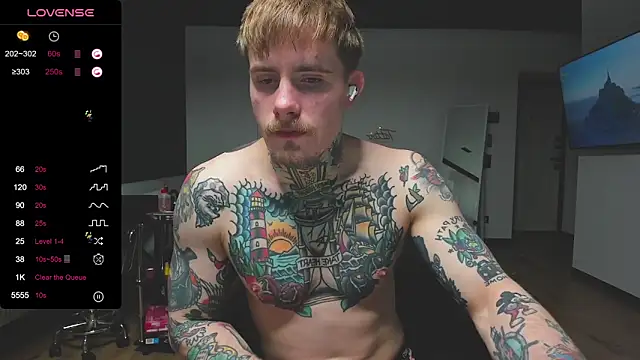 Snapshot of white_King9999 chatting on 02-14-25, 04:15 white King9999 online show from 02-14-25, 04:15