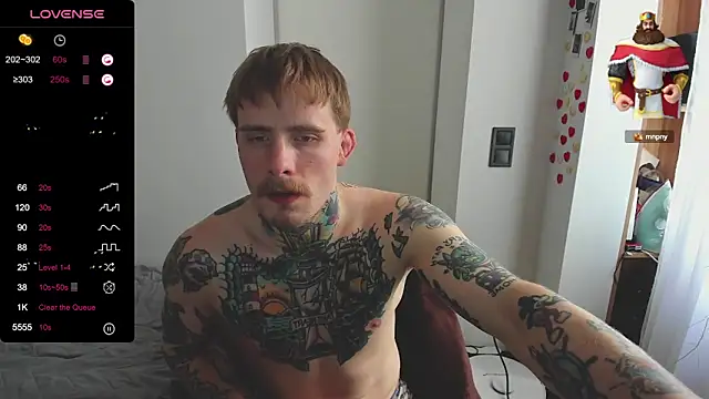 Snapshot of white_King9999 chatting on 03-11-25, 02:29 white King9999 online show from 03-11-25, 02:29