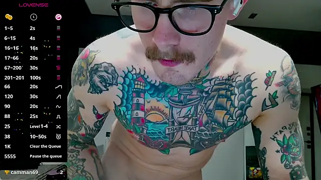 Snapshot of white_King9999 chatting on 11-23-25, 02:28 white King9999 online show from 11-23-25, 02:28