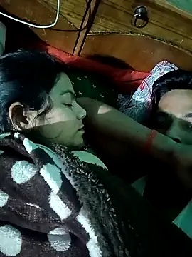 Snapshot of Lustyful_Couple chatting on 02-24-25, 03:31 Lustyful Couple online show from 02-24-25, 03:31