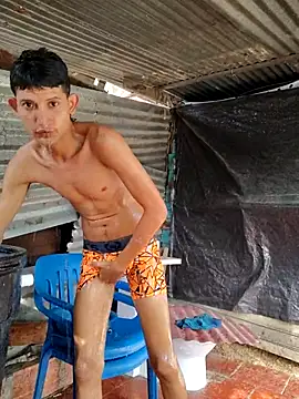 Valentinacuc online show from 10-17-25, 08:11