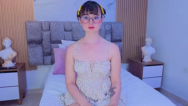 Khalifa fletcher online show from 01-12-26, 11:43